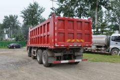 陕汽商用车 轩德X6 标载版 270马力 8X4 6.8米自卸车(5T前桥)(SX3315GP5) 陕汽商用车 轩德X6 标载版 270马力 8X4 6.8米自卸车(5T前桥)(SX3315GP5)