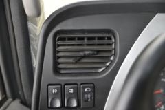 陕汽商用车 轩德X6中卡 轻量化版 180马力 4X2 6.75米栏板载货车(SX1182GP5L) 陕汽商用车 轩德X6中卡 轻量化版 180马力 4X2 6.75米栏板载货车(SX1182GP5L)