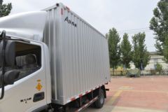 福田 欧马可S1系 150马力 4.14米单排厢式轻卡(采埃孚6挡)(BJ5048XXY-FE)