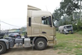 联合U⁺系&nbsp;牵引车外观                                                图片