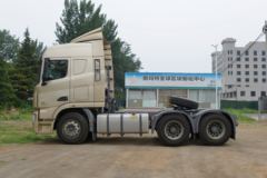 联合卡车 U⁺480重卡 标准版 480马力 6X4牵引车(QCC4252D654)
