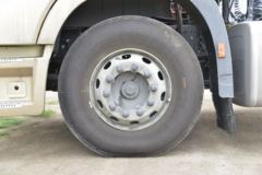 联合卡车 U⁺480重卡 标准版 480马力 6X4牵引车(QCC4252D654)