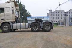 联合卡车 U⁺480重卡 标准版 480马力 6X4牵引车(QCC4252D654)