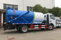 东风 多利卡D7 140马力 4X2 吸污车(程力威牌)(CLW5120GXW6DJ)