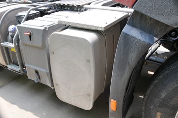 �й����� HOWO T7H�ؿ� 480���� 6X4 AMT�Զ���ǣ����(Һ��)ͼƬ