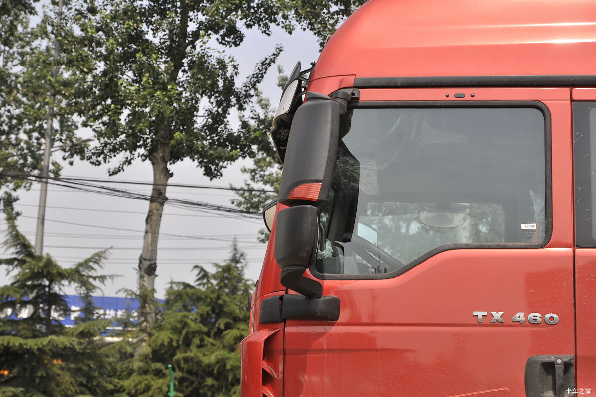 �й����� HOWO TX�ؿ� 460���� 6X4 ǣ����(H653ǰ��)���                                                