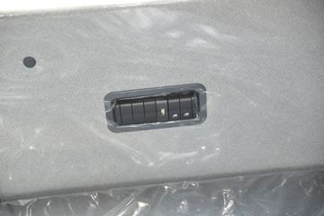 й HOWO T7Hؿ 440 6X4 LNGǣ(12T)()(ZZ4257V384HF1LB)ͼƬ
