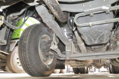 中国重汽 HOWO T7H重卡 480马力 6X4 AMT自动挡牵引车(液缓)(ZZ4257V324HE1B)