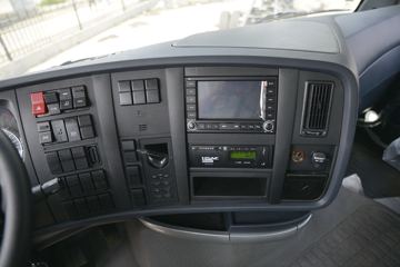 й HOWO T7Hؿ 440 6X4 LNGǣ(12T)()(ZZ4257V384HF1LB)ͼƬ