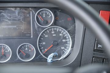 й HOWO T7Hؿ 440 6X4 LNGǣ(12T)()(ZZ4257V384HF1LB)ͼƬ