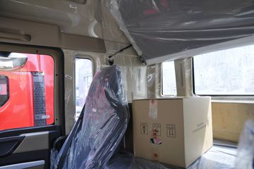 й HOWO TXؿ 460 6X4 ǣ(H653ǰ)(ZZ4257V324GE1)ͼƬ