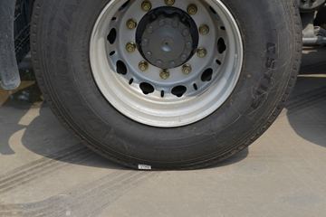 й HOWO T7Hؿ 440 6X4 LNGǣ(12T)()(ZZ4257V384HF1LB)ͼƬ
