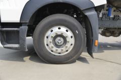 中国重汽 HOWO T7H重卡 440马力 6X4 LNG牵引车(12T后桥)(国六)(ZZ4257V384HF1LB)