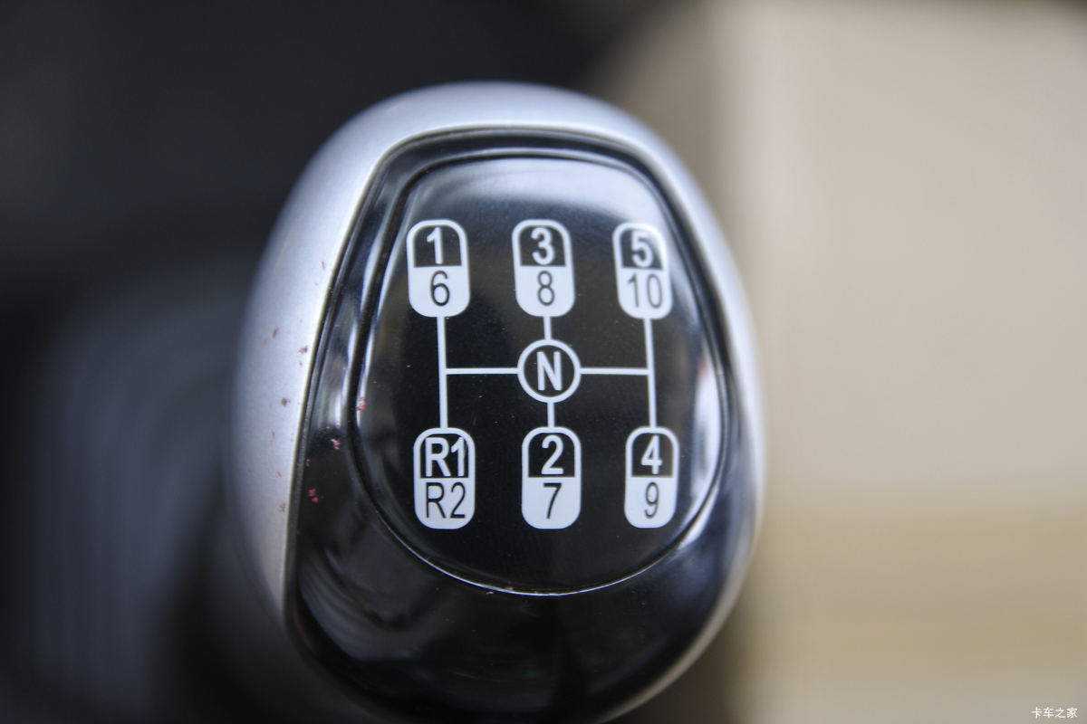 �й����� ���N5G 340���� 8X4 5.6����ж����ʻ��                                               