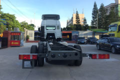 中国重汽 汕德卡SITRAK G5重卡 310马力 6X2 9.52米厢式载货车