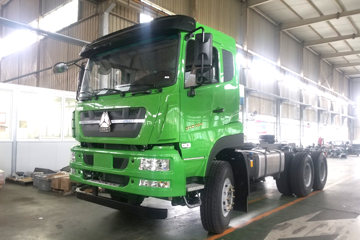 中国重汽成都商用车 斯太尔D7W重卡 400马力 6X4 5.6米自卸车(ZZ3253N3841E1N)