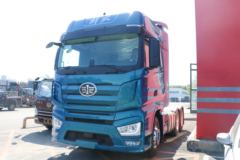 一汽解放 J7重卡 550马力 6X4牵引车(海天蓝)(CA4250P77K25T1E5)