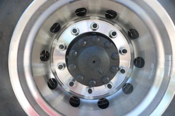 һ����� J7�ؿ� 550���� 6X4ǣ����(������)(CA4250P77K25T1E5)ͼƬ