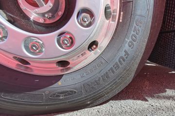 һ����� J7�ؿ� 550���� 6X4ǣ����(������)(CA4250P77K25T1E5)ͼƬ