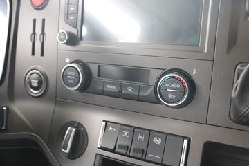 һ����� J7�ؿ� 550���� 6X4ǣ����(������)(CA4250P77K25T1E5)ͼƬ