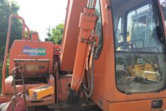 斗山 DH80-7履带式液压挖掘机 