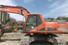 斗山 DH258LC-7履带挖掘机