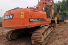 斗山 DH225LC-7履带式液压挖掘机