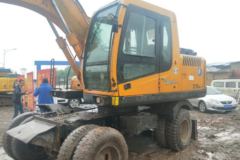 现代 R150W-7轮式挖掘机