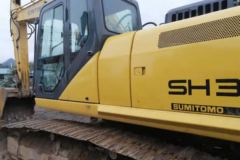 住友 SH240-5履带式挖掘机