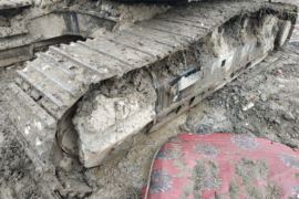 履带式挖掘机&nbsp;挖掘机外观图片