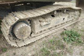 履带式挖掘机&nbsp;挖掘机外观图片