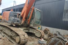 日立 ZX240LC-3中型挖掘机