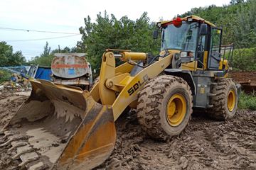 山东临工 L955F轮式装载机