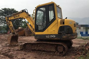 轮式装载机&nbsp;挖掘机外观图片