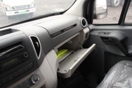 星锐EV6(原帅铃i6)&nbsp;电动封闭厢货驾驶室图片