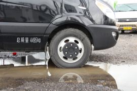 星锐EV6(原帅铃i6)&nbsp;电动封闭厢货底盘图片