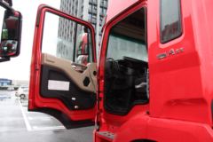 江淮 格尔发A5XⅢ中卡 240马力 4X2 6.8米厢式载货车(HFC5181XXYP3K2A50S2V)