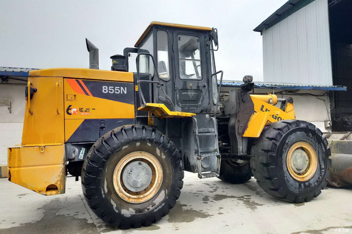 柳工 CLG855轮式装载机