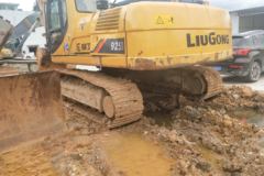 柳工 CLG922LC履带式挖掘机 柳工 CLG922LC履带式挖掘机