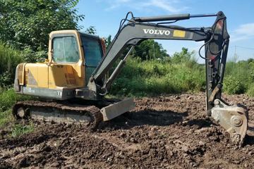 沃尔沃 EC55B履带式挖掘机