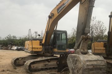 雷沃重工 FR220-7履带式挖掘机