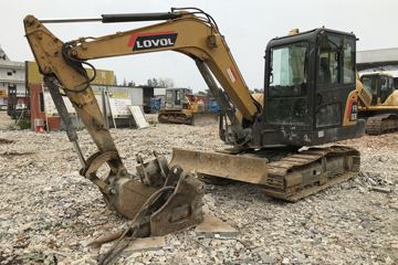 雷沃重工 FR60E履带式挖掘机