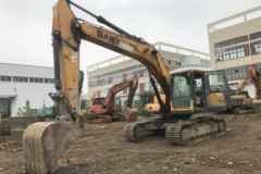 三一 SY205C-8履带式挖掘机