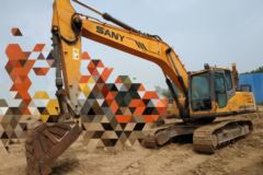 三一 SY205C-8履带式挖掘机