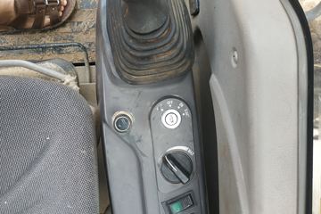 �����ؿ� ZE205E�Ĵ�ʽ�ھ��ͼƬ