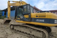 中联重科 ZE260E履带式挖掘机