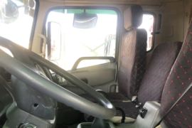 东风商用车底盘&nbsp;泵车驾驶室                                               图片