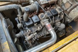 履带式挖掘机&nbsp;挖掘机外观图片