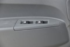 凯马 凯捷M3 110马力 4.16米单排栏板轻卡(KMC1042A33D5)