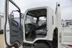 凯马 凯捷M6 160马力 4.2米单排栏板轻卡(KMC1046A33D5)